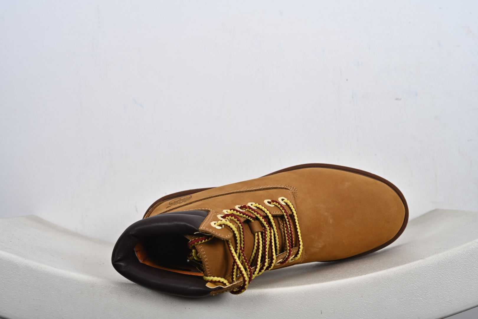 Ice Studios x Timberland添柏岚天伯伦 6-Inch 户外麂皮靴 TB011230-Top High Quatity Cheap Sneakers Fashion Clothing Clothes Bags handbags Shoes of all Brand wholesale With The best Quality And Beautiful Price from China Factory Chinese suppliers wholesaler seller Ice Studios x Timberland添柏岚天伯伦 6-Inch 户外麂皮靴 TB011230