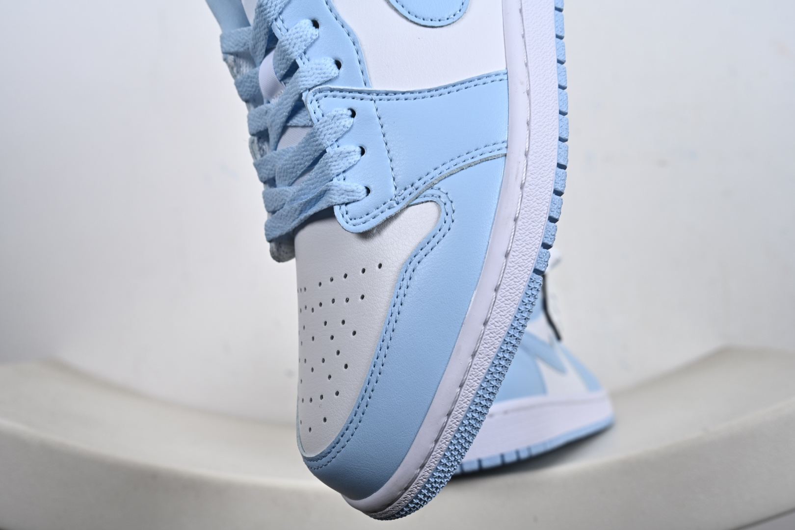 耐克Nike Air Jordan 1 AJ1经典复古经典低帮百搭文化篮球鞋”Floral Swoosh“ AJ1 乔1 DC0774-141-Top High Quatity Cheap Sneakers Fashion Clothing Clothes Bags handbags Shoes of all Brand wholesale With The best Quality And Beautiful Price from China Factory Chinese suppliers wholesaler seller 耐克Nike Air Jordan 1 AJ1经典复古经典低帮百搭文化篮球鞋”Floral Swoosh“ AJ1 乔1 DC0774-141