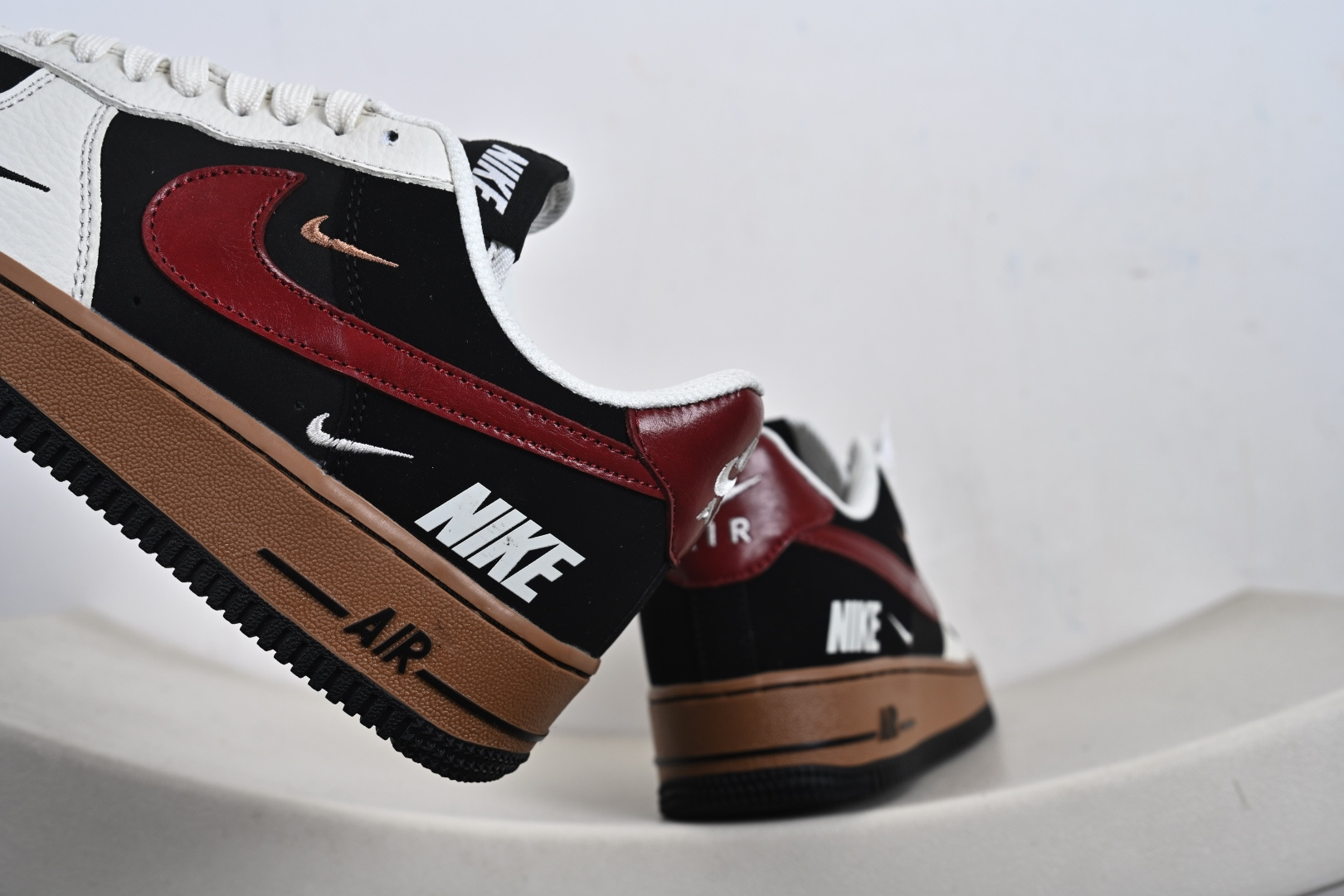 定制版 NK Air Force 1'07 Low 白红黑彩色拼接 空军一号低帮休闲板鞋 IM3378-122-Top High Quatity Cheap Sneakers Fashion Clothing Clothes Bags handbags Shoes of all Brand wholesale With The best Quality And Beautiful Price from China Factory Chinese suppliers wholesaler seller 定制版 NK Air Force 1'07 Low 白红黑彩色拼接 空军一号低帮休闲板鞋 IM3378-122