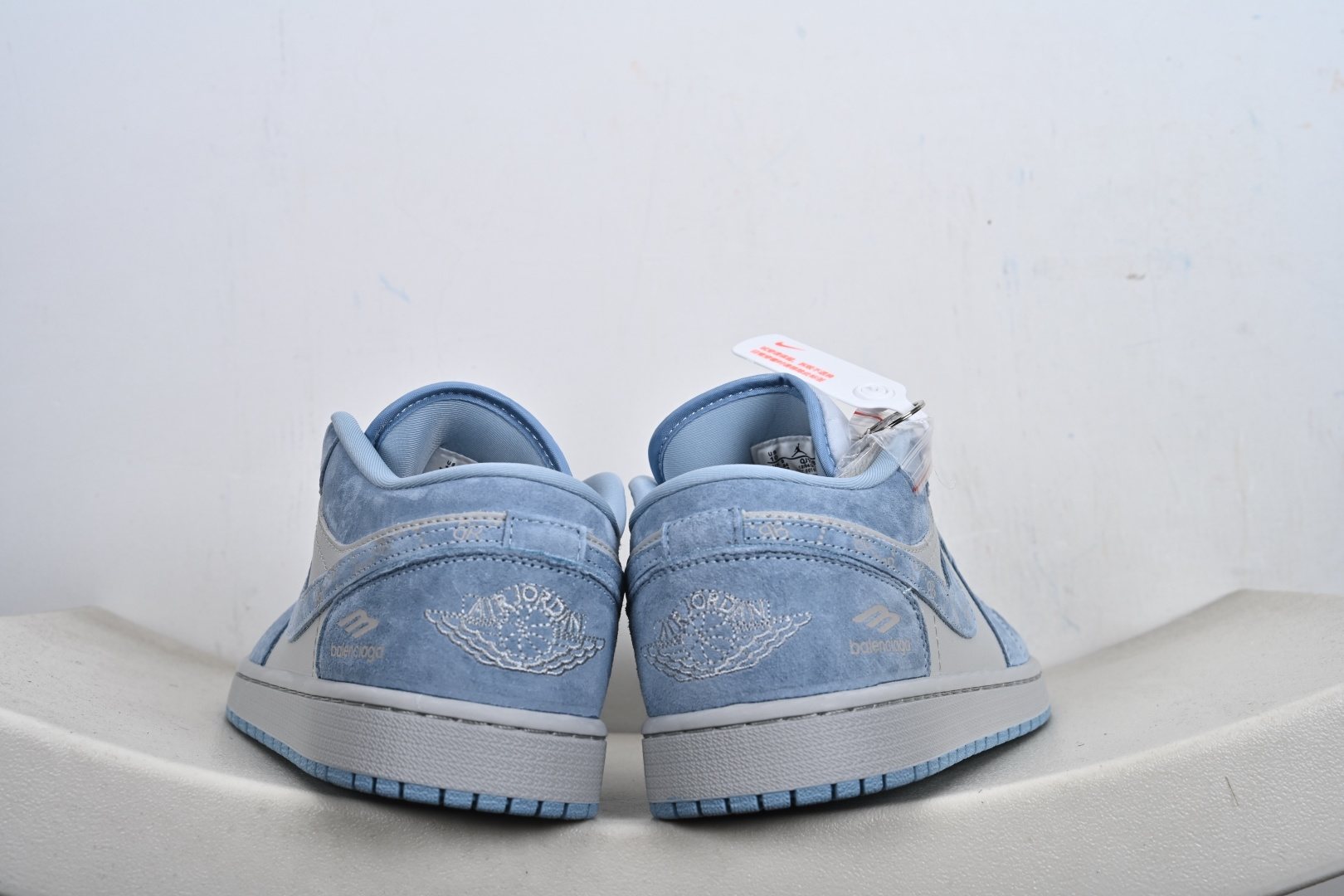 Nike Air Jordan 1 Low 定制配色 巴黎世家联名 定制AJ联名-高端定制 低帮复古文化板鞋 QJ1988-009-Top High Quatity Cheap Sneakers Fashion Clothing Clothes Bags handbags Shoes of all Brand wholesale With The best Quality And Beautiful Price from China Factory Chinese suppliers wholesaler seller Nike Air Jordan 1 Low 定制配色 巴黎世家联名 定制AJ联名-高端定制 低帮复古文化板鞋 QJ1988-009