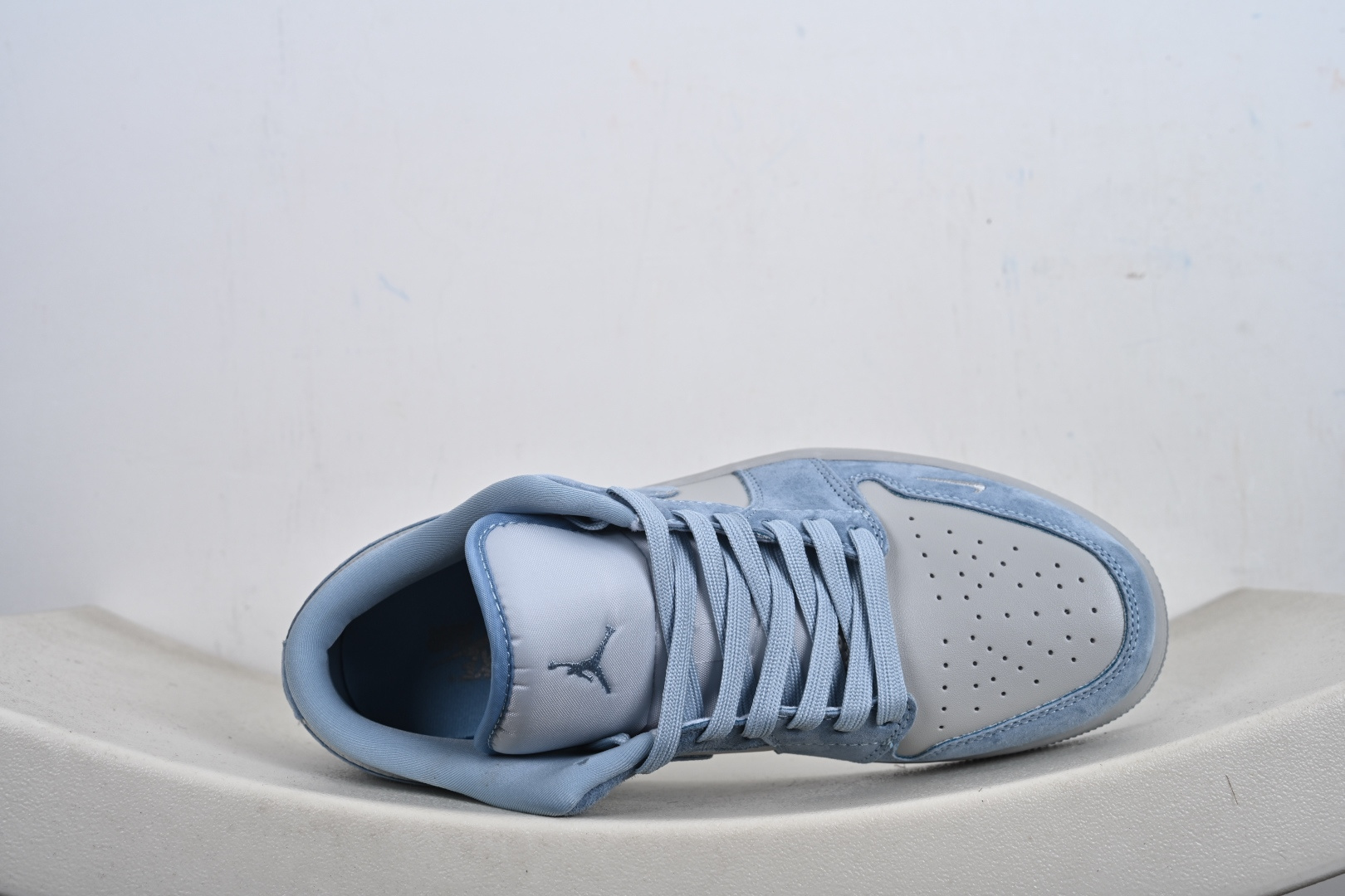 Nike Air Jordan 1 Low 定制配色 巴黎世家联名 定制AJ联名-高端定制 低帮复古文化板鞋 QJ1988-009-Top High Quatity Cheap Sneakers Fashion Clothing Clothes Bags handbags Shoes of all Brand wholesale With The best Quality And Beautiful Price from China Factory Chinese suppliers wholesaler seller Nike Air Jordan 1 Low 定制配色 巴黎世家联名 定制AJ联名-高端定制 低帮复古文化板鞋 QJ1988-009