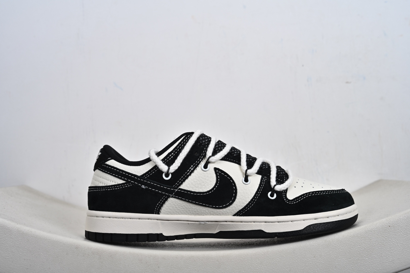 Nike SB Dunk Low周年高端定制 低帮休闲板鞋 YX5066-237