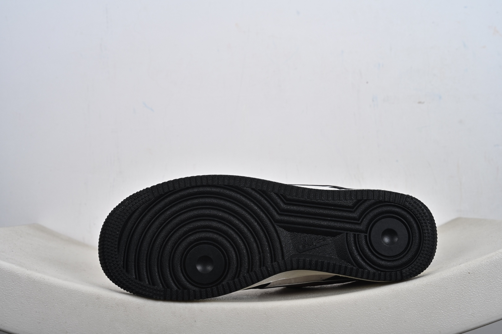 Nike Air Force 1'07 Low 黑色 空军一号低帮休闲板鞋 SY1388-029-Top High Quatity Cheap Sneakers Fashion Clothing Clothes Bags handbags Shoes of all Brand wholesale With The best Quality And Beautiful Price from China Factory Chinese suppliers wholesaler seller Nike Air Force 1'07 Low 黑色 空军一号低帮休闲板鞋 SY1388-029