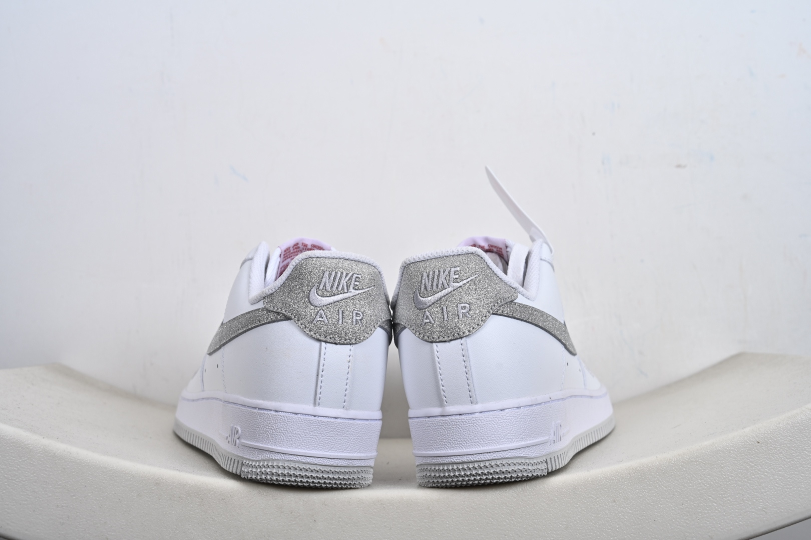 爆款定制 二次元主题 Nike Air Force 1 Low’07 亮片小勾 空军一号低帮休闲板鞋 ZH0316-156-Top High Quatity Cheap Sneakers Fashion Clothing Clothes Bags handbags Shoes of all Brand wholesale With The best Quality And Beautiful Price from China Factory Chinese suppliers wholesaler seller 爆款定制 二次元主题 Nike Air Force 1 Low’07 亮片小勾 空军一号低帮休闲板鞋 ZH0316-156