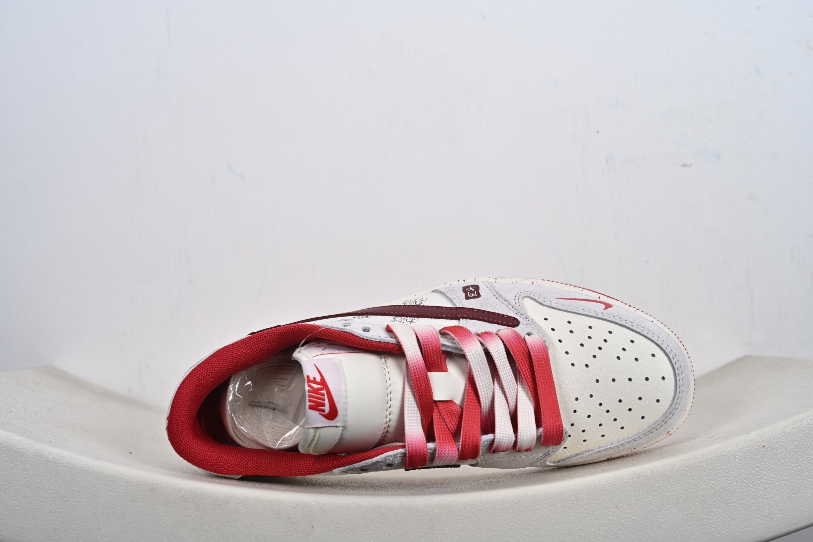 Air Jordan 1 Low AJ1 乔1 马年限定 倒钩高端定制 低帮复古篮球鞋 YX5066-413-Top High Quatity Cheap Sneakers Fashion Clothing Clothes Bags handbags Shoes of all Brand wholesale With The best Quality And Beautiful Price from China Factory Chinese suppliers wholesaler seller Air Jordan 1 Low AJ1 乔1 马年限定 倒钩高端定制 低帮复古篮球鞋 YX5066-413