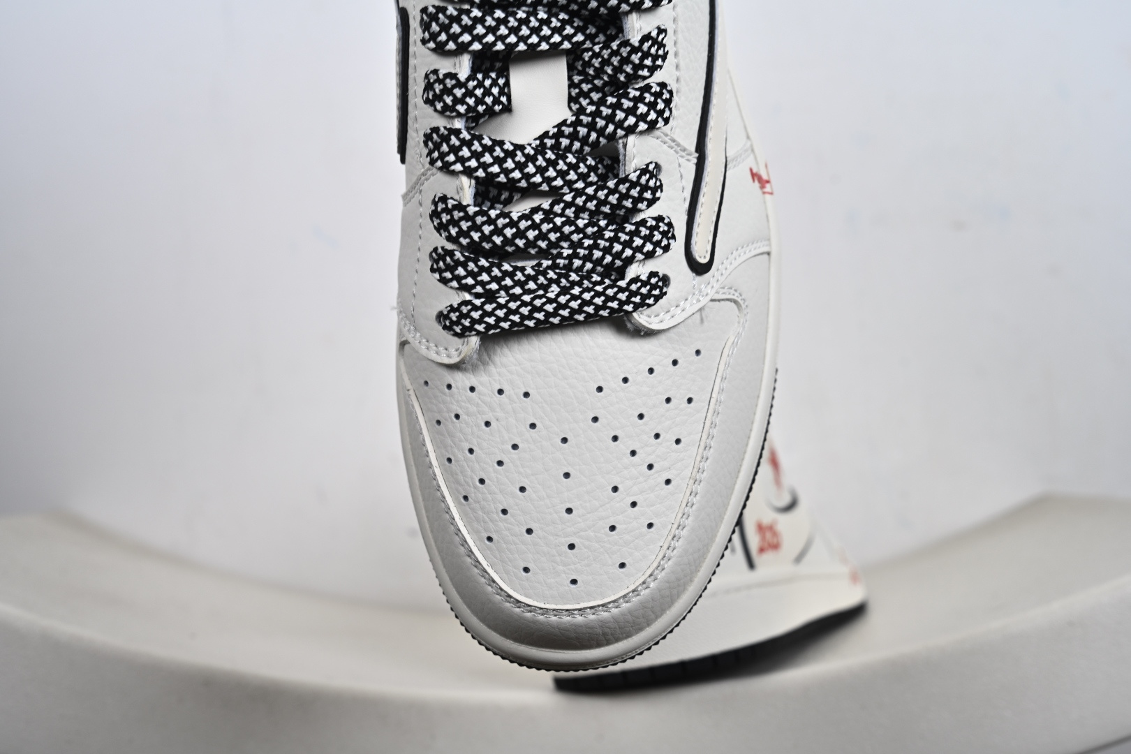 Nike Air Jordan 1 Low SP 定制配色 倒钩联名马年限定 定制AJ联名-高端定制 低帮复古文化板鞋 CS5288-703-Top High Quatity Cheap Sneakers Fashion Clothing Clothes Bags handbags Shoes of all Brand wholesale With The best Quality And Beautiful Price from China Factory Chinese suppliers wholesaler seller Nike Air Jordan 1 Low SP 定制配色 倒钩联名马年限定 定制AJ联名-高端定制 低帮复古文化板鞋 CS5288-703