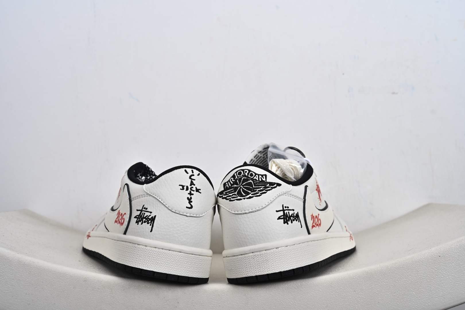 Nike Air Jordan 1 Low SP 定制配色 倒钩联名马年限定 定制AJ联名-高端定制 低帮复古文化板鞋 CS5288-703-Top High Quatity Cheap Sneakers Fashion Clothing Clothes Bags handbags Shoes of all Brand wholesale With The best Quality And Beautiful Price from China Factory Chinese suppliers wholesaler seller Nike Air Jordan 1 Low SP 定制配色 倒钩联名马年限定 定制AJ联名-高端定制 低帮复古文化板鞋 CS5288-703