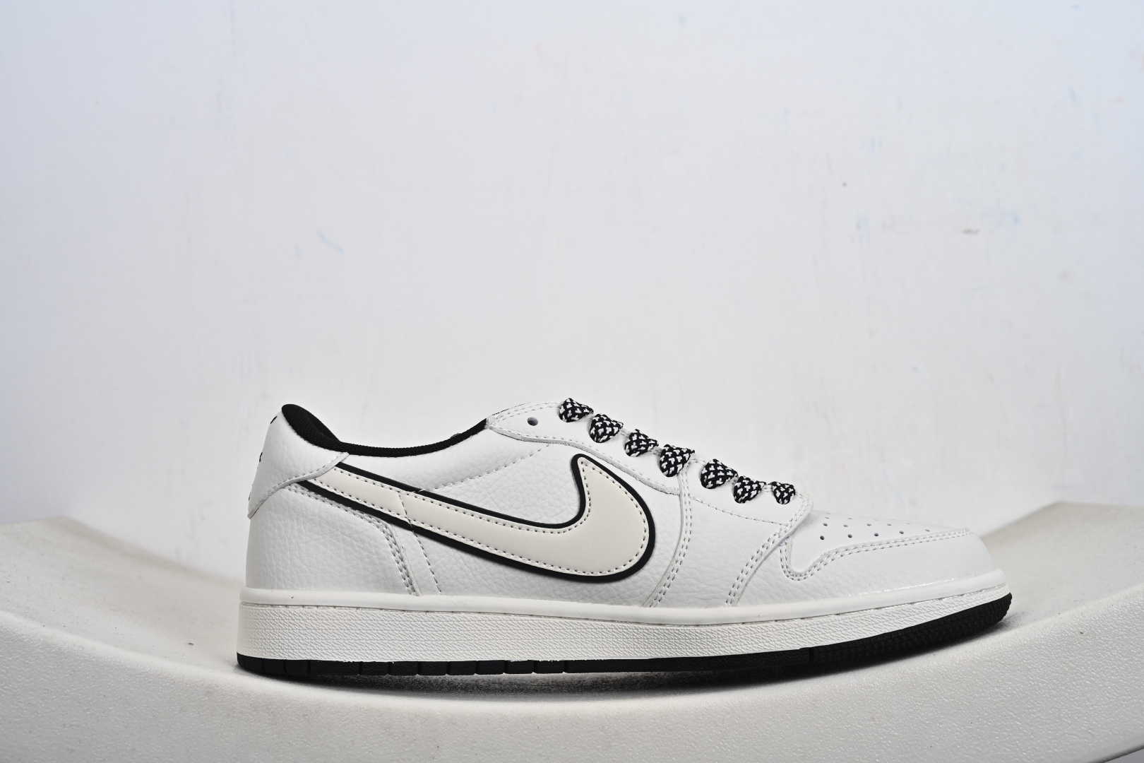 Nike Air Jordan 1 Low SP 定制配色 倒钩联名马年限定 定制AJ联名-高端定制 低帮复古文化板鞋 CS5288-703-Top High Quatity Cheap Sneakers Fashion Clothing Clothes Bags handbags Shoes of all Brand wholesale With The best Quality And Beautiful Price from China Factory Chinese suppliers wholesaler seller Nike Air Jordan 1 Low SP 定制配色 倒钩联名马年限定 定制AJ联名-高端定制 低帮复古文化板鞋 CS5288-703