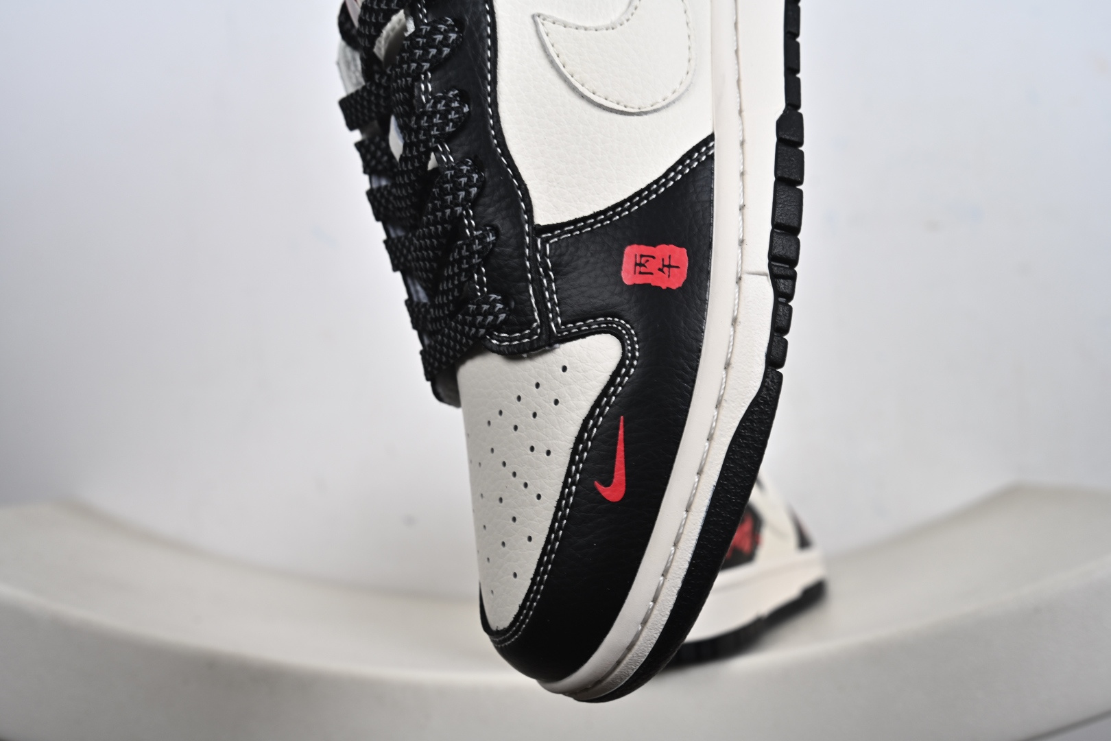 定制版 Dunk Low ”马年限定款“ 高端定制 低帮休闲板鞋 LX1988-821-Top High Quatity Cheap Sneakers Fashion Clothing Clothes Bags handbags Shoes of all Brand wholesale With The best Quality And Beautiful Price from China Factory Chinese suppliers wholesaler seller 定制版 Dunk Low ”马年限定款“ 高端定制 低帮休闲板鞋 LX1988-821