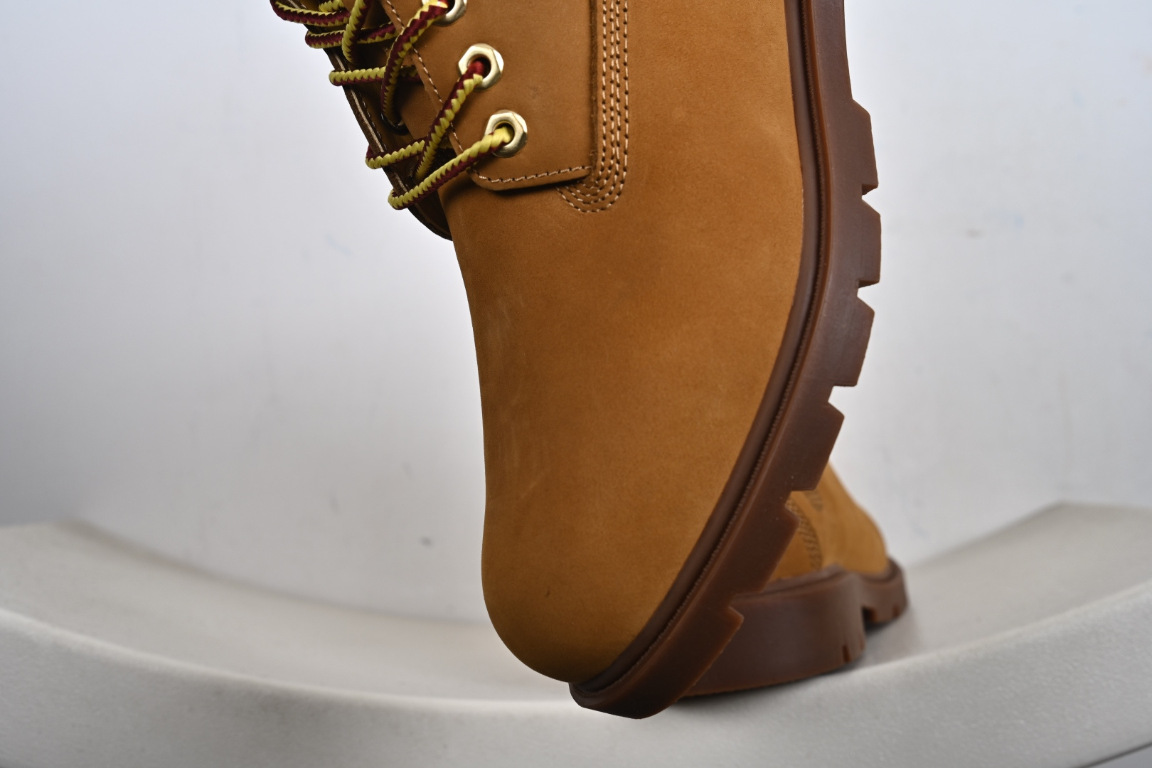 Ice Studios x Timberland添柏岚天伯伦 6-Inch 户外麂皮靴 TB011230-Top High Quatity Cheap Sneakers Fashion Clothing Clothes Bags handbags Shoes of all Brand wholesale With The best Quality And Beautiful Price from China Factory Chinese suppliers wholesaler seller Ice Studios x Timberland添柏岚天伯伦 6-Inch 户外麂皮靴 TB011230