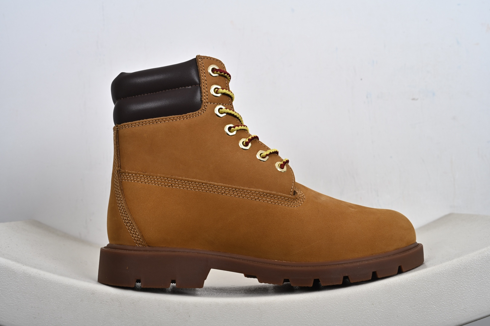 Ice Studios x Timberland添柏岚天伯伦 6-Inch 户外麂皮靴 TB011230-Top High Quatity Cheap Sneakers Fashion Clothing Clothes Bags handbags Shoes of all Brand wholesale With The best Quality And Beautiful Price from China Factory Chinese suppliers wholesaler seller Ice Studios x Timberland添柏岚天伯伦 6-Inch 户外麂皮靴 TB011230