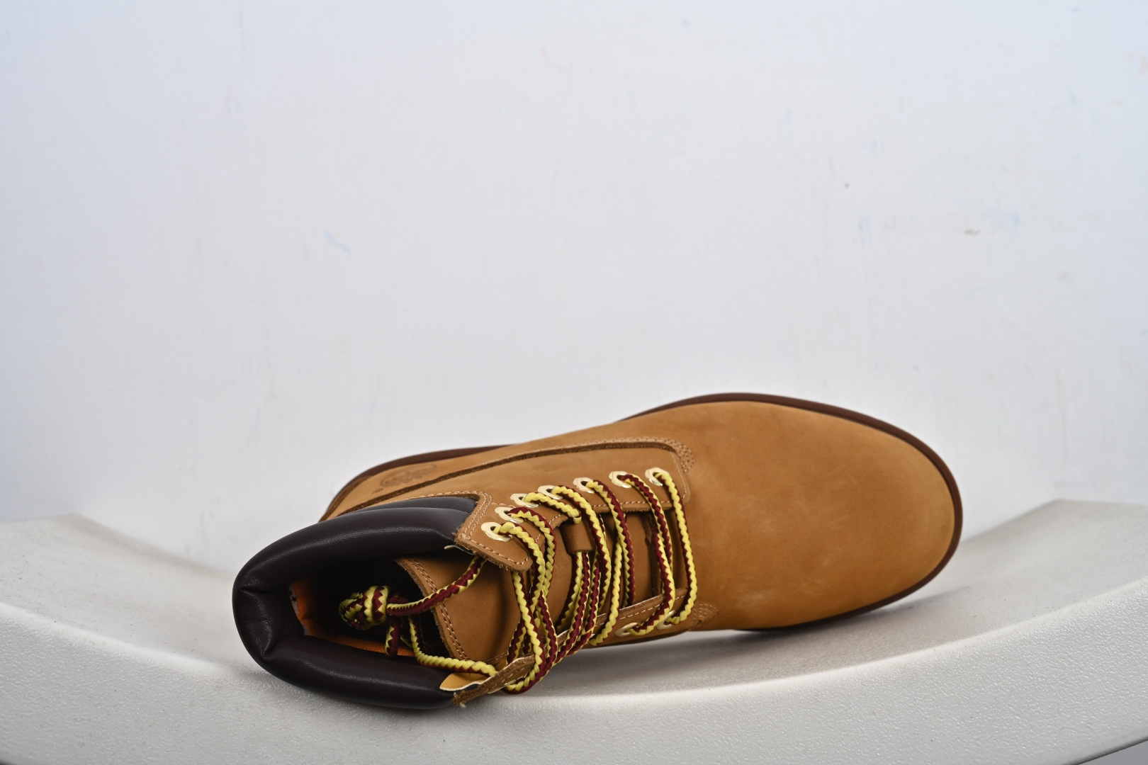 Ice Studios x Timberland添柏岚天伯伦 6-Inch 户外麂皮靴 TB011230-Top High Quatity Cheap Sneakers Fashion Clothing Clothes Bags handbags Shoes of all Brand wholesale With The best Quality And Beautiful Price from China Factory Chinese suppliers wholesaler seller Ice Studios x Timberland添柏岚天伯伦 6-Inch 户外麂皮靴 TB011230