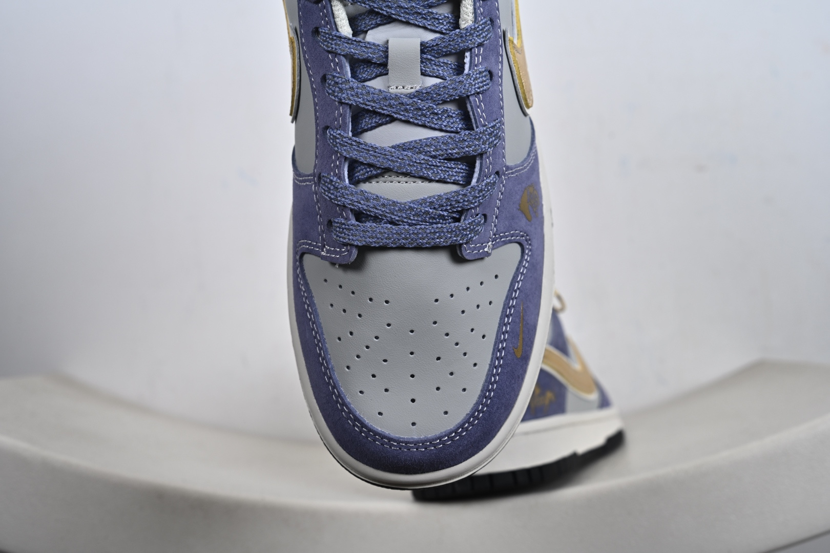 定制版 美到窒息 DUNK LOW马年限定款直接戳中审美 DN3168-022-Top High Quatity Cheap Sneakers Fashion Clothing Clothes Bags handbags Shoes of all Brand wholesale With The best Quality And Beautiful Price from China Factory Chinese suppliers wholesaler seller 定制版 美到窒息 DUNK LOW马年限定款直接戳中审美 DN3168-022
