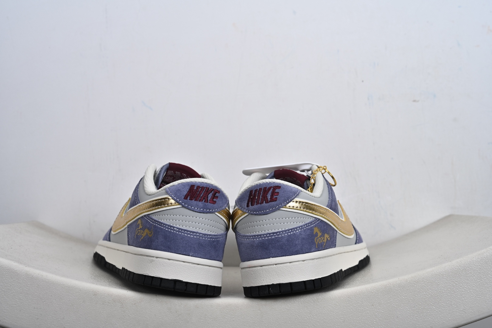 定制版 美到窒息 DUNK LOW马年限定款直接戳中审美 DN3168-022-Top High Quatity Cheap Sneakers Fashion Clothing Clothes Bags handbags Shoes of all Brand wholesale With The best Quality And Beautiful Price from China Factory Chinese suppliers wholesaler seller 定制版 美到窒息 DUNK LOW马年限定款直接戳中审美 DN3168-022