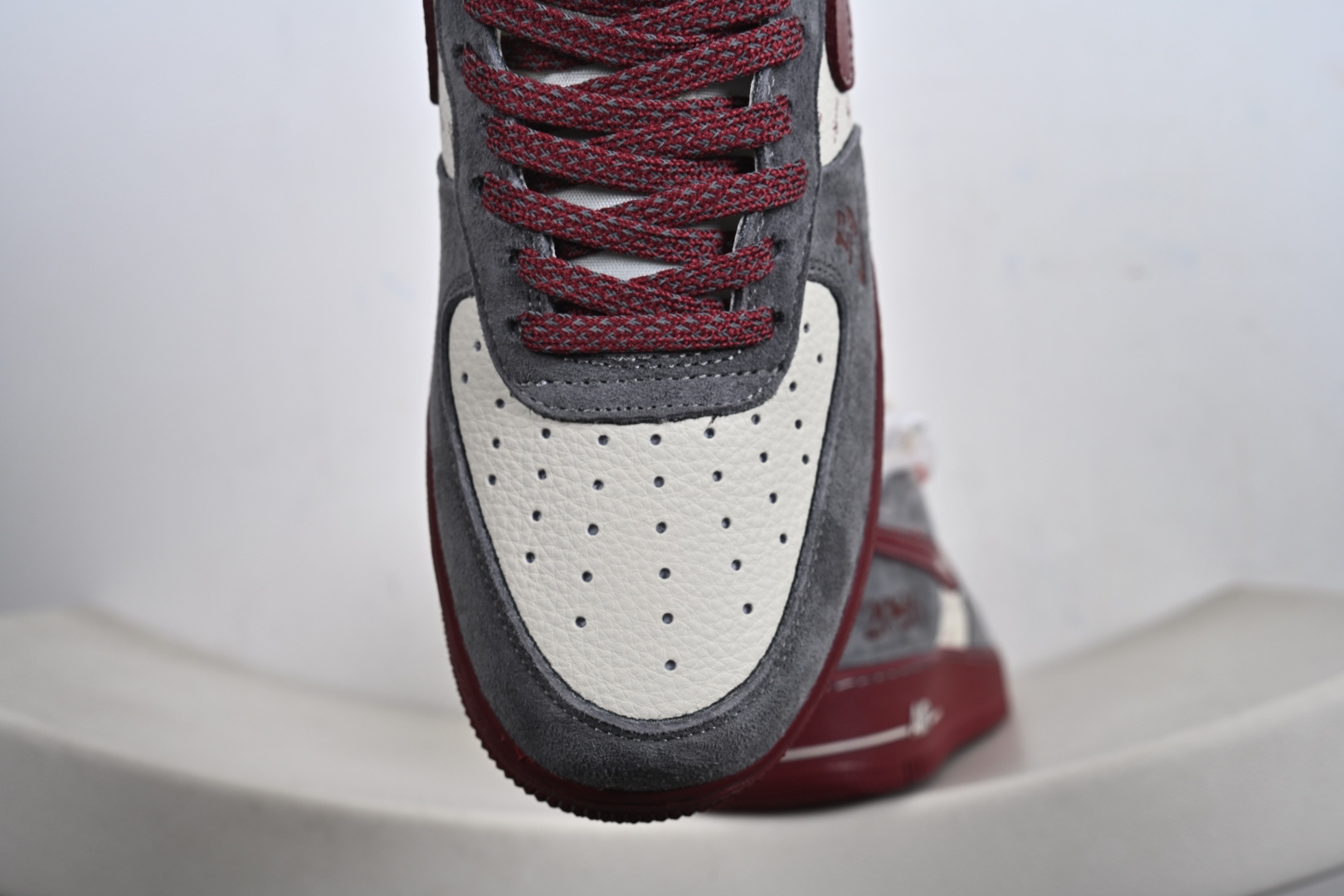 Nike Air Force 1 Low 马年限定 XL1982-335