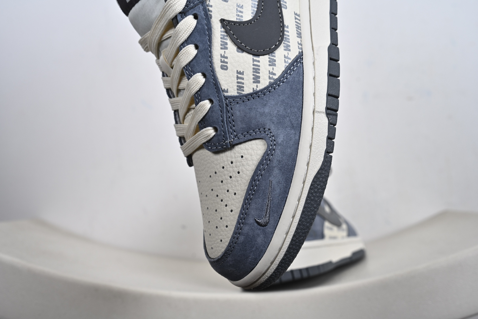 Dunk Low Retro ‘联名款’休闲运动板鞋 TX1688-001-Top High Quatity Cheap Sneakers Fashion Clothing Clothes Bags handbags Shoes of all Brand wholesale With The best Quality And Beautiful Price from China Factory Chinese suppliers wholesaler seller Dunk Low Retro ‘联名款’休闲运动板鞋 TX1688-001