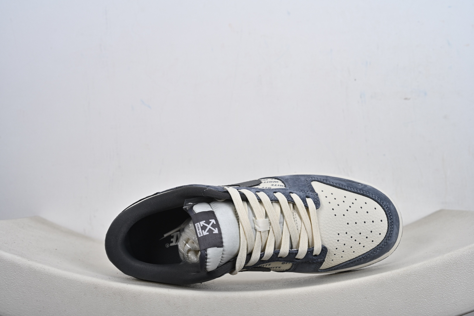 Dunk Low Retro ‘联名款’休闲运动板鞋 TX1688-001-Top High Quatity Cheap Sneakers Fashion Clothing Clothes Bags handbags Shoes of all Brand wholesale With The best Quality And Beautiful Price from China Factory Chinese suppliers wholesaler seller Dunk Low Retro ‘联名款’休闲运动板鞋 TX1688-001
