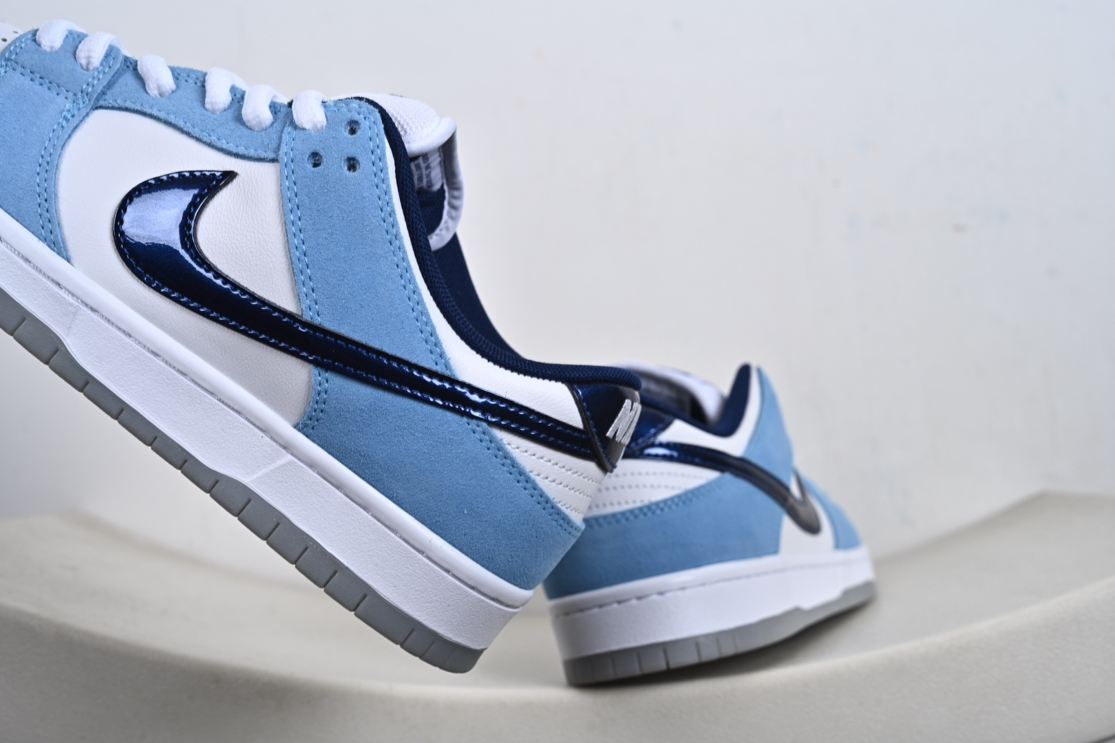 Nike SB Dunk Low 白天蓝 高端定制 低帮休闲板鞋 BP0508-038-Top High Quatity Cheap Sneakers Fashion Clothing Clothes Bags handbags Shoes of all Brand wholesale With The best Quality And Beautiful Price from China Factory Chinese suppliers wholesaler seller Nike SB Dunk Low 白天蓝 高端定制 低帮休闲板鞋 BP0508-038