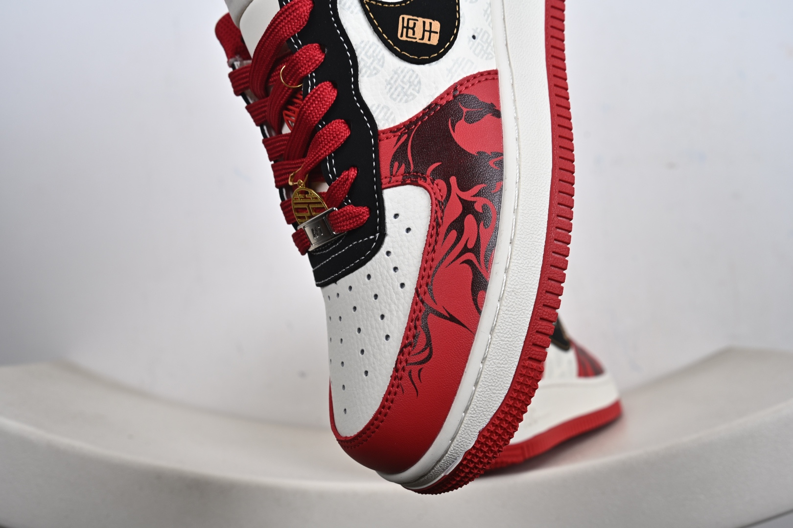 Air Force1 07 low 马年限定 KG6699-F20-Top High Quatity Cheap Sneakers Fashion Clothing Clothes Bags handbags Shoes of all Brand wholesale With The best Quality And Beautiful Price from China Factory Chinese suppliers wholesaler seller Air Force1 07 low 马年限定 KG6699-F20