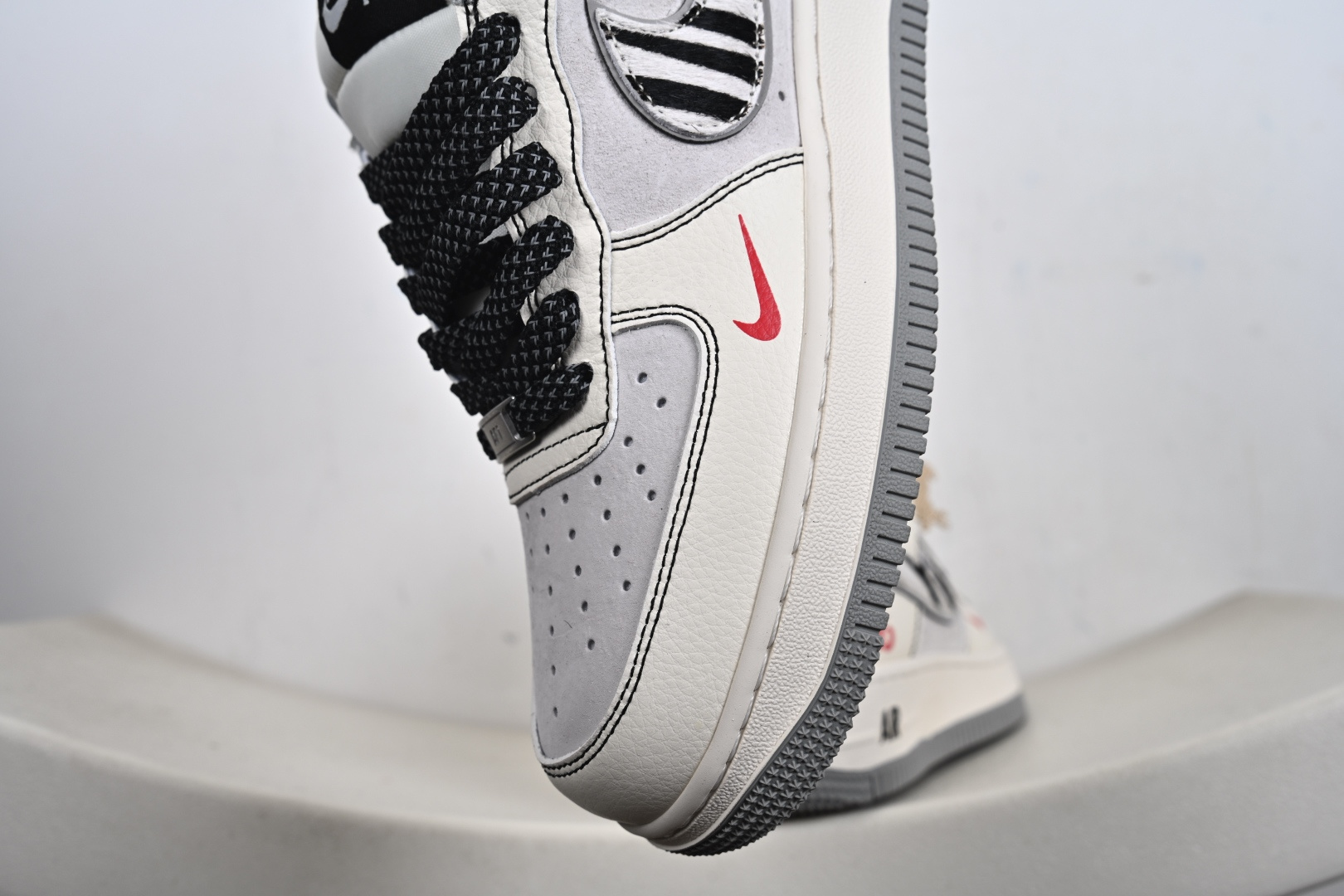 Nike Air Force1 07 low 马年限定 XT6998-102