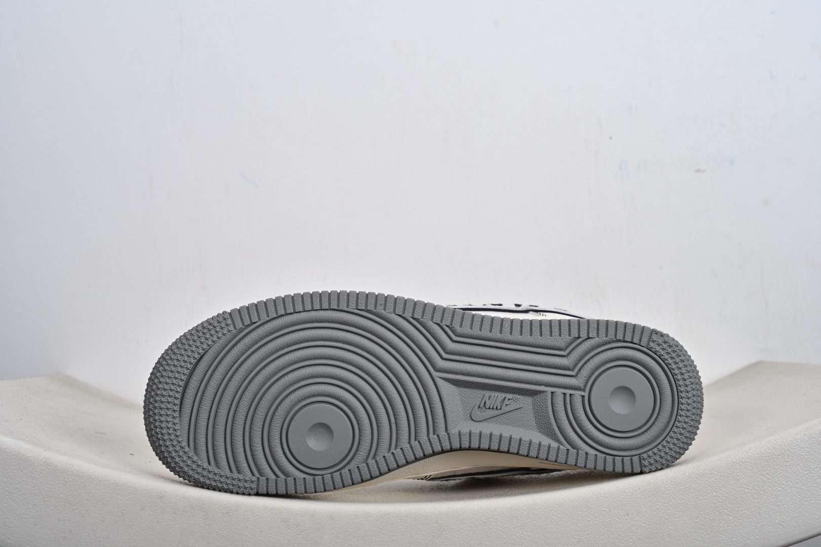 Nike Air Force1 07 low 马年限定 XT6998-102