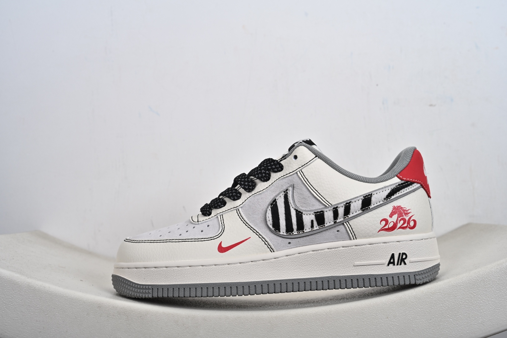 Nike Air Force1 07 low 马年限定 XT6998-102
