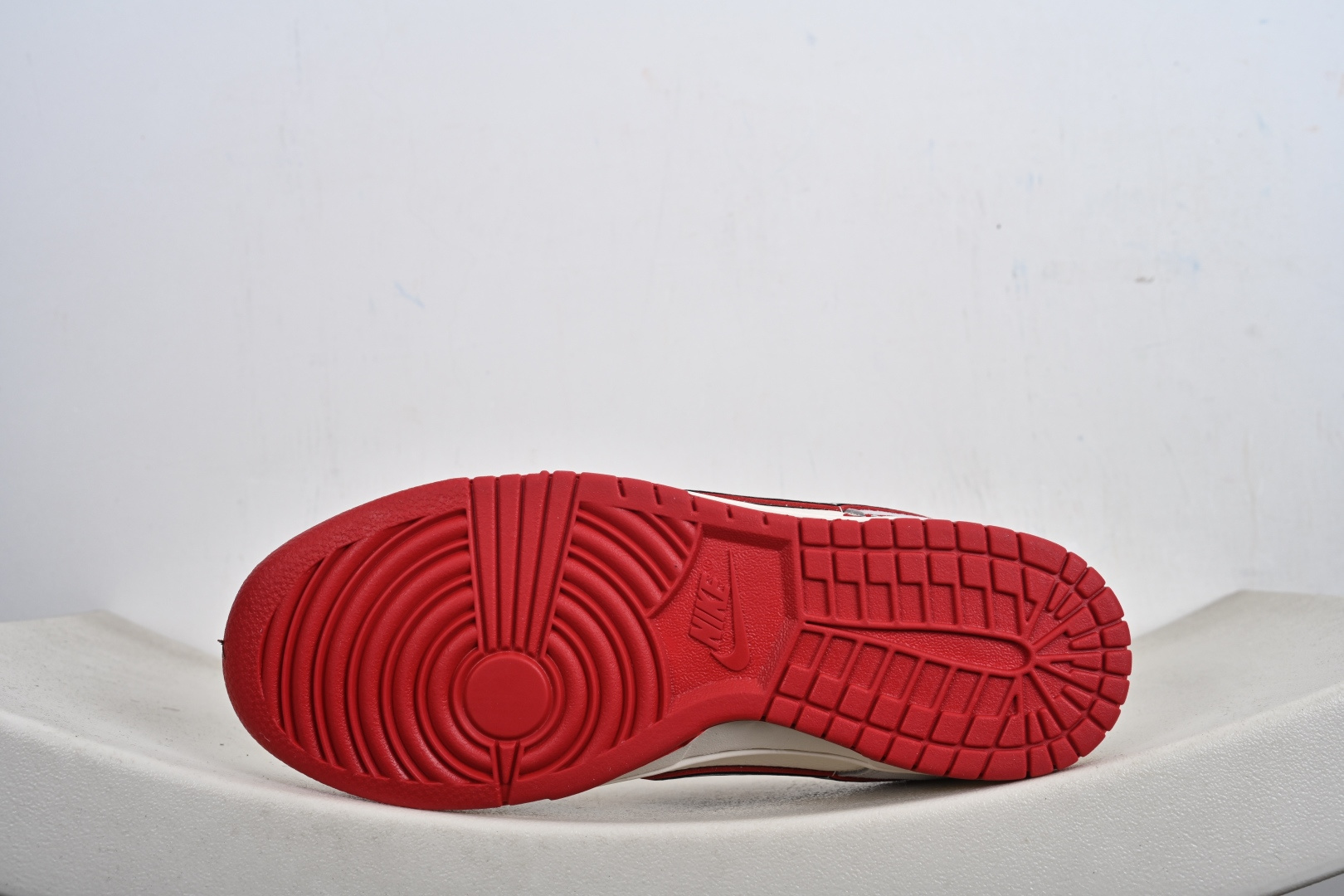 Nike SB Dunk Low C联名款纯 LX1988-820