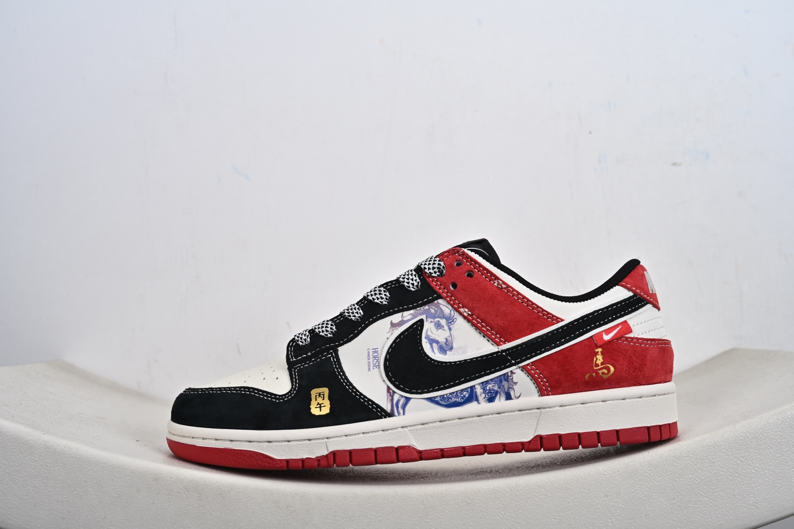 定制版 Nike dunk Low 马年限定 经典灰红 低帮休闲板鞋 YX5066-403