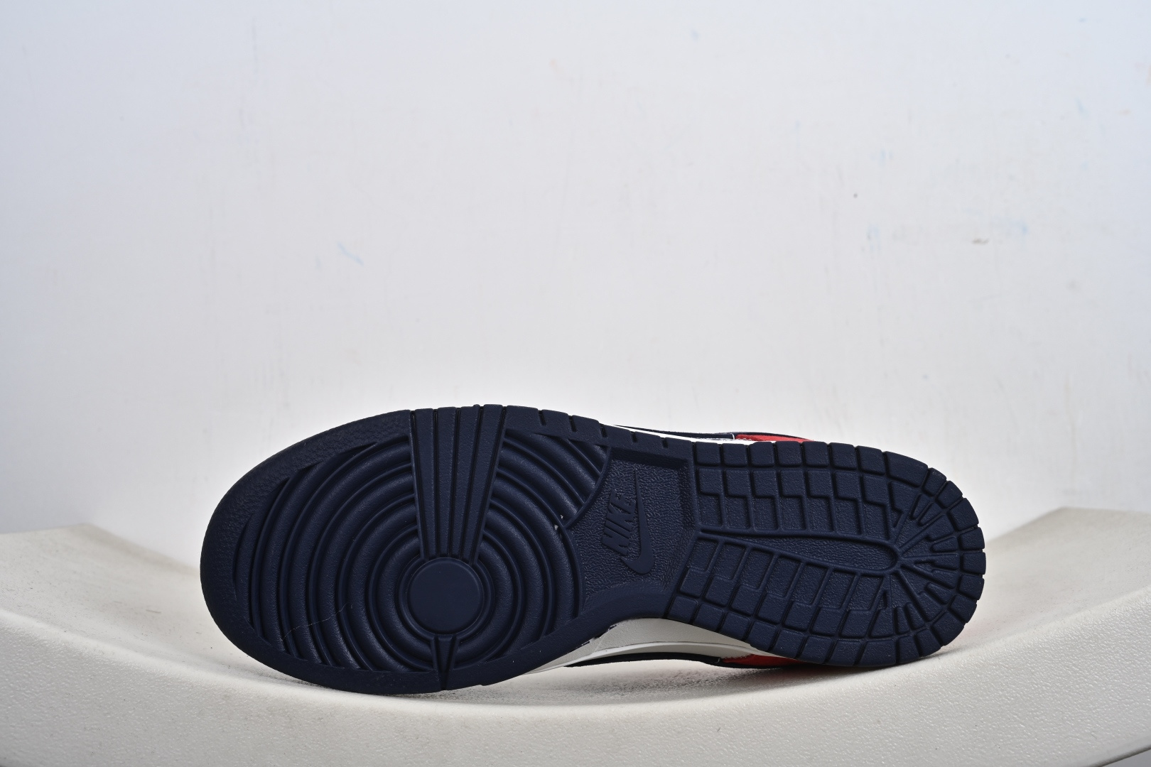 Nike Dunk Low FC1688-246｜红蓝撞色的复古美学暴击 FC1688-246