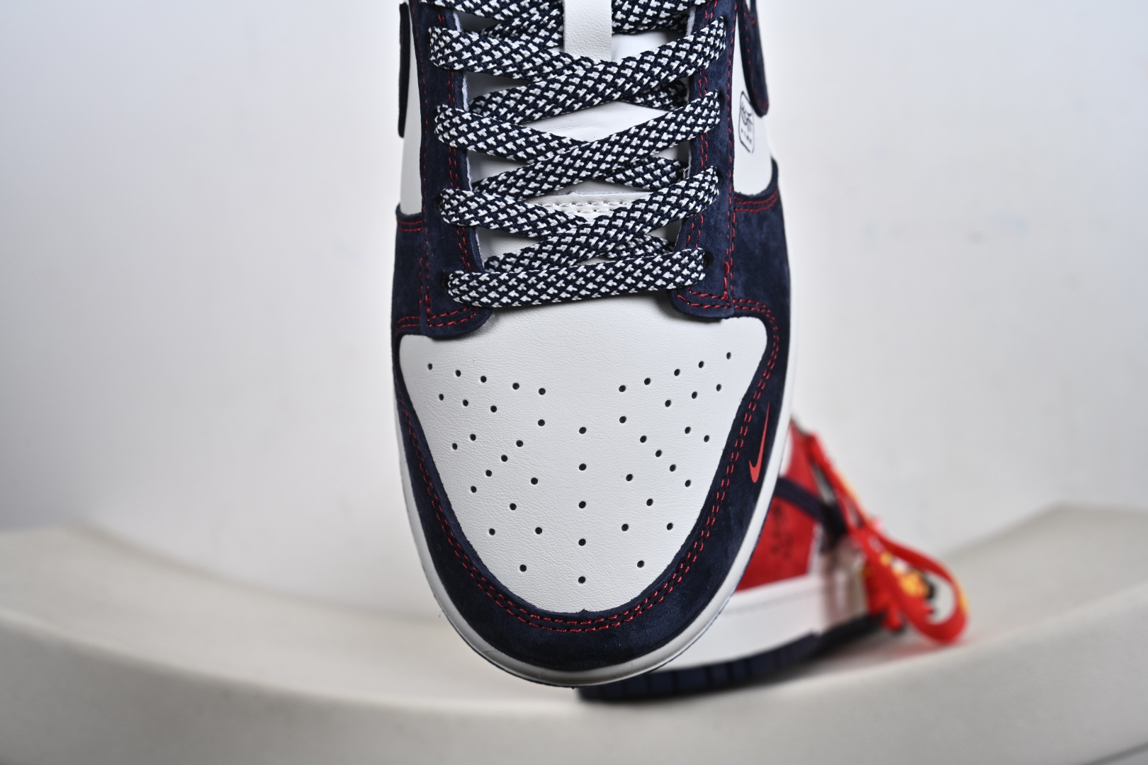 Nike Dunk Low FC1688-246｜红蓝撞色的复古美学暴击 FC1688-246