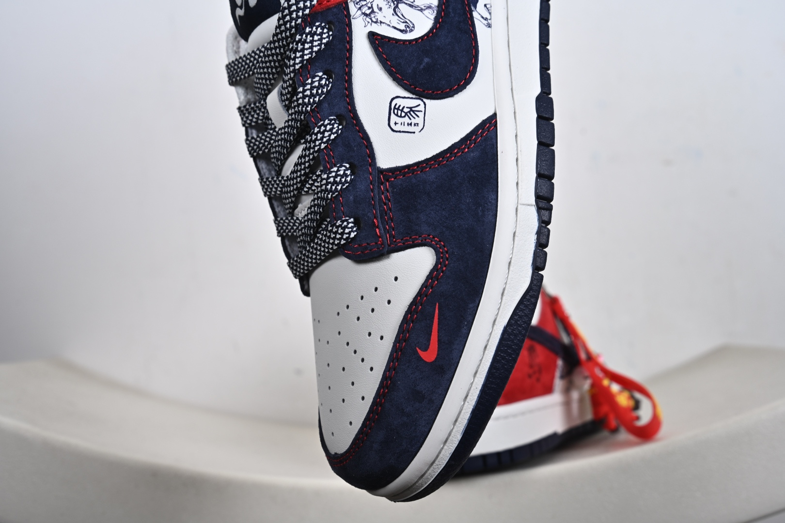 Nike Dunk Low FC1688-246｜红蓝撞色的复古美学暴击 FC1688-246