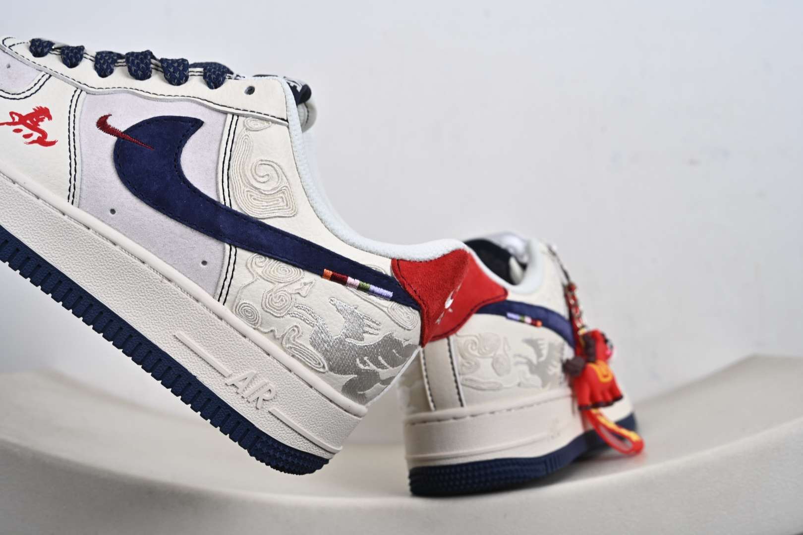 NIke Air Force 1 '07 Low 空军一号低帮 运动鞋 休闲鞋 ZH2598-612