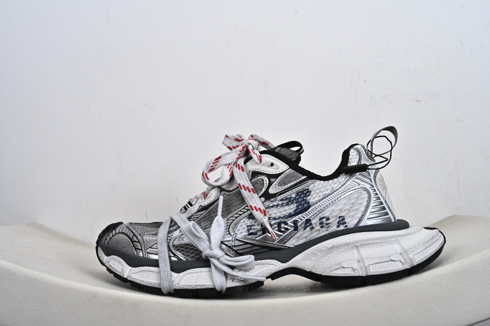 Balenciaga 巴黎世家 3XL 840090 W3XSG 9239-Top High Quatity Cheap Sneakers Fashion Clothing Clothes Bags handbags Shoes of all Brand wholesale With The best Quality And Beautiful Price from China Factory Chinese suppliers wholesaler seller Balenciaga 巴黎世家 3XL 840090 W3XSG 9239