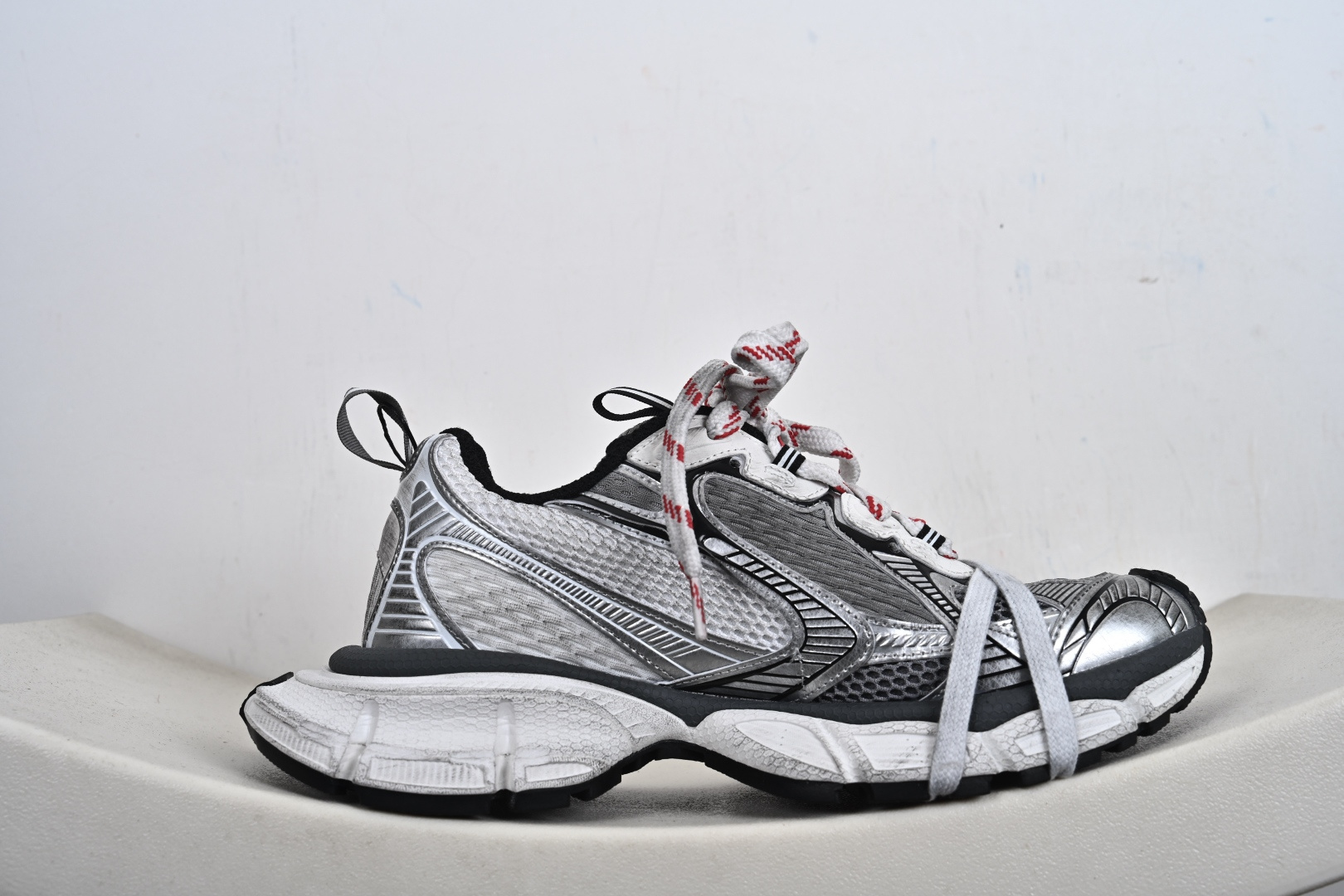 Balenciaga 巴黎世家 3XL 840090 W3XSG 9239-Top High Quatity Cheap Sneakers Fashion Clothing Clothes Bags handbags Shoes of all Brand wholesale With The best Quality And Beautiful Price from China Factory Chinese suppliers wholesaler seller Balenciaga 巴黎世家 3XL 840090 W3XSG 9239