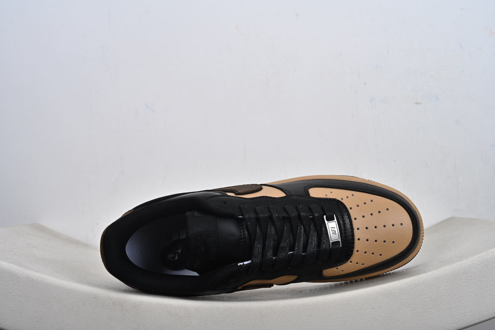Nike Air Force 1 Low 黑棕 FB8878-200-Top High Quatity Cheap Sneakers Fashion Clothing Clothes Bags handbags Shoes of all Brand wholesale With The best Quality And Beautiful Price from China Factory Chinese suppliers wholesaler seller Nike Air Force 1 Low 黑棕 FB8878-200