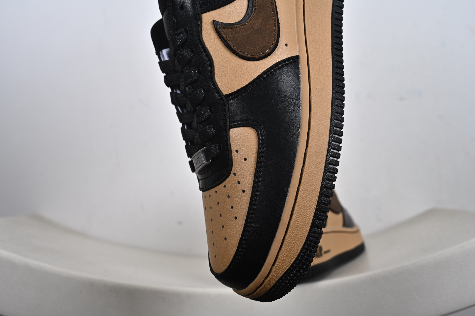 Nike Air Force 1 Low 黑棕 FB8878-200-Top High Quatity Cheap Sneakers Fashion Clothing Clothes Bags handbags Shoes of all Brand wholesale With The best Quality And Beautiful Price from China Factory Chinese suppliers wholesaler seller Nike Air Force 1 Low 黑棕 FB8878-200