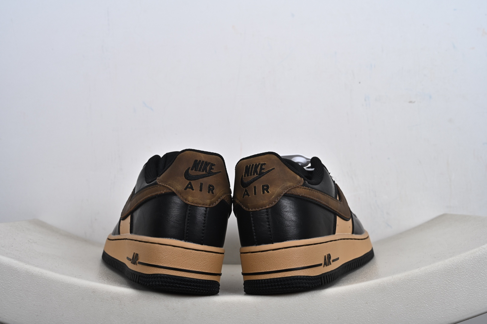 Nike Air Force 1 Low 黑棕 FB8878-200-Top High Quatity Cheap Sneakers Fashion Clothing Clothes Bags handbags Shoes of all Brand wholesale With The best Quality And Beautiful Price from China Factory Chinese suppliers wholesaler seller Nike Air Force 1 Low 黑棕 FB8878-200