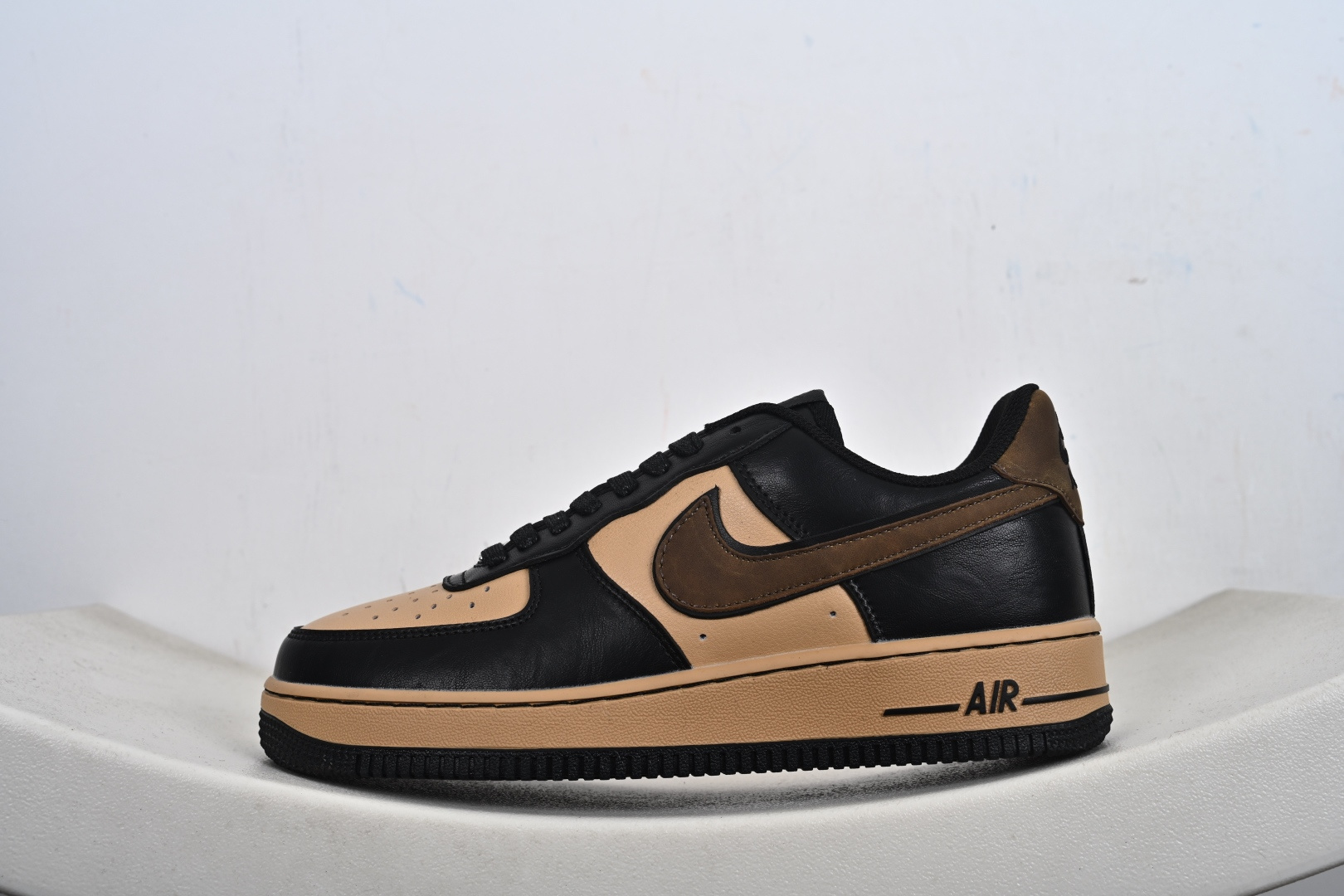 Nike Air Force 1 Low 黑棕 FB8878-200-Top High Quatity Cheap Sneakers Fashion Clothing Clothes Bags handbags Shoes of all Brand wholesale With The best Quality And Beautiful Price from China Factory Chinese suppliers wholesaler seller Nike Air Force 1 Low 黑棕 FB8878-200