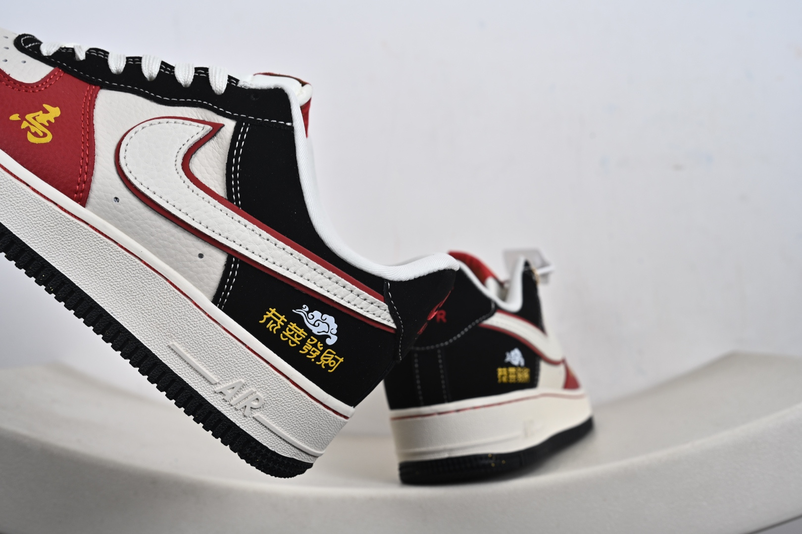 Nike Air Force 1'07 Low 马年限定 黑红恭喜发财 空军一号低帮休闲板鞋 DF0188-129