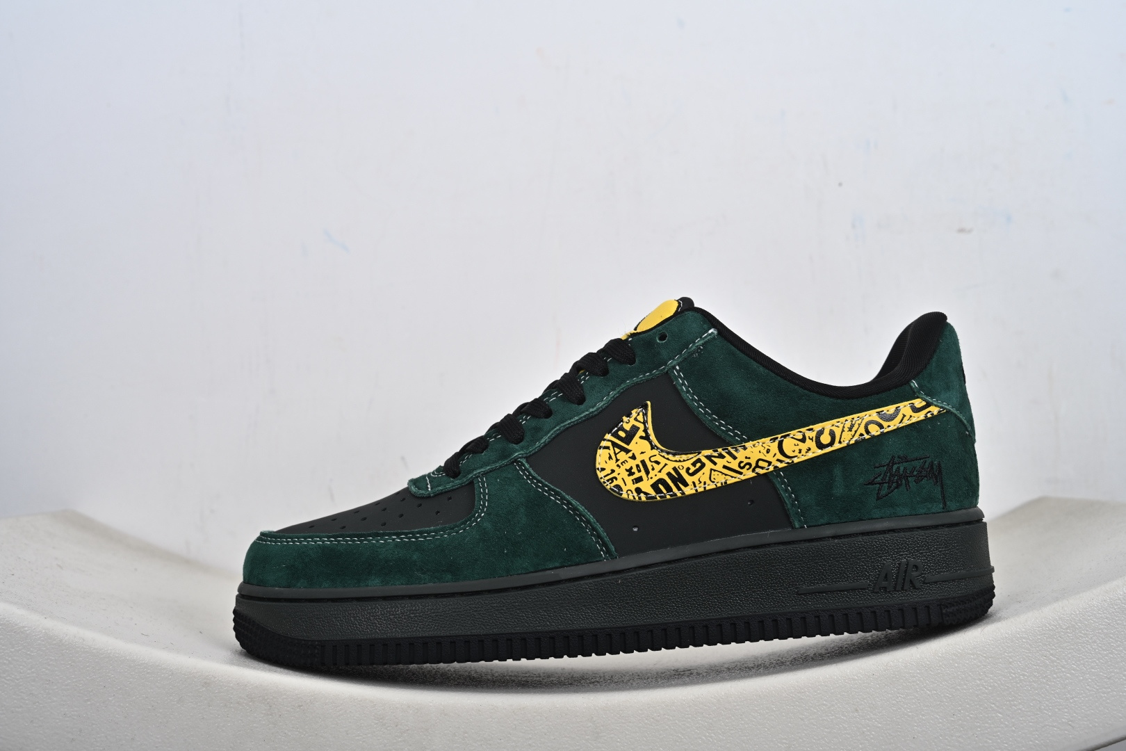 定制版Nike Air Force 1'07 Low 联名 空军一号低帮休闲板鞋 XL1979-137