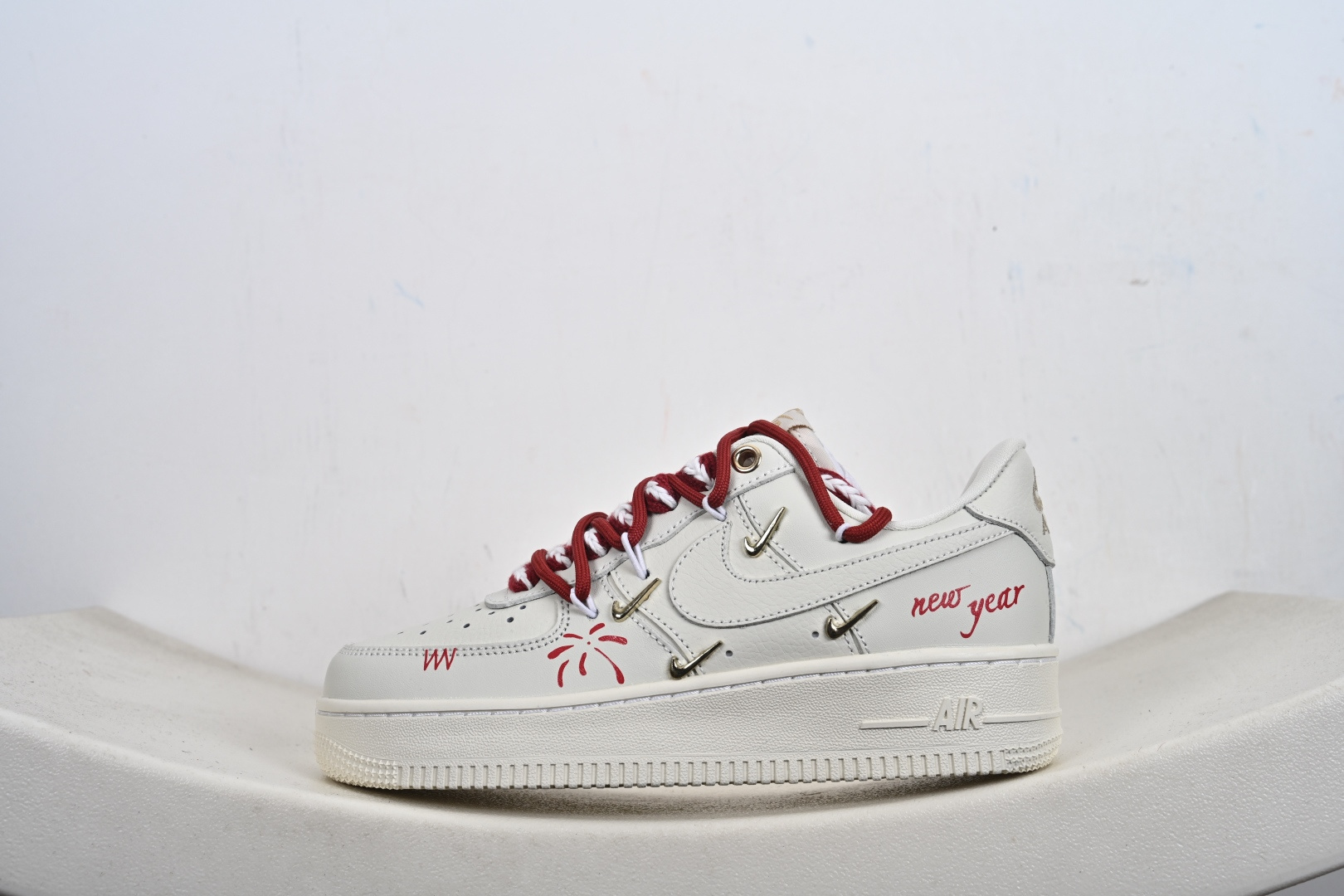 Nike Air Force 1 Low 新年限定 解构绑带 FV3654-111-Top High Quatity Cheap Sneakers Fashion Clothing Clothes Bags handbags Shoes of all Brand wholesale With The best Quality And Beautiful Price from China Factory Chinese suppliers wholesaler seller Nike Air Force 1 Low 新年限定 解构绑带 FV3654-111