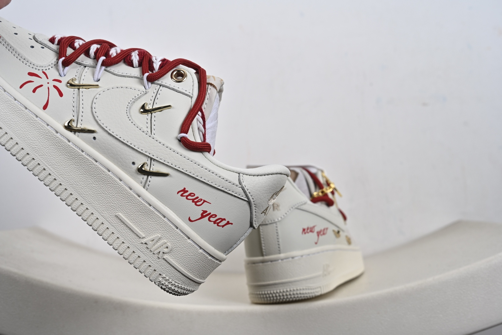 Nike Air Force 1 Low 新年限定 解构绑带 FV3654-111-Top High Quatity Cheap Sneakers Fashion Clothing Clothes Bags handbags Shoes of all Brand wholesale With The best Quality And Beautiful Price from China Factory Chinese suppliers wholesaler seller Nike Air Force 1 Low 新年限定 解构绑带 FV3654-111