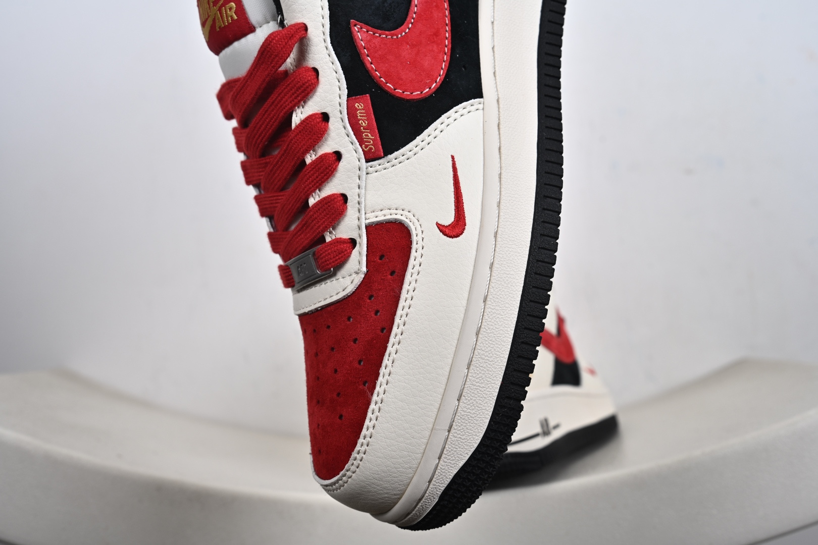 Nike Air Force1 07 low 马年限定 XD0028-011