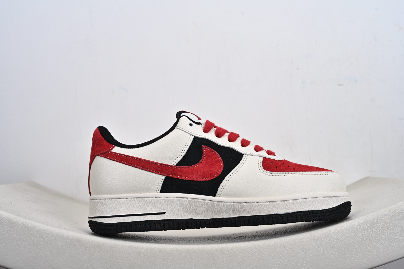 Nike Air Force1 07 low 马年限定 XD0028-011