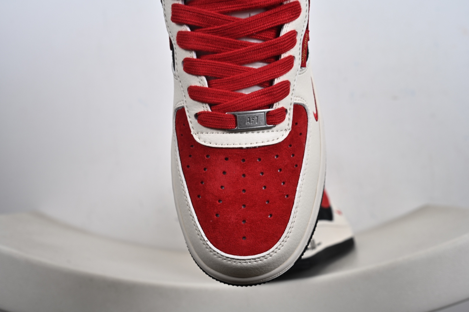 Nike Air Force1 07 low 马年限定 XD0028-011