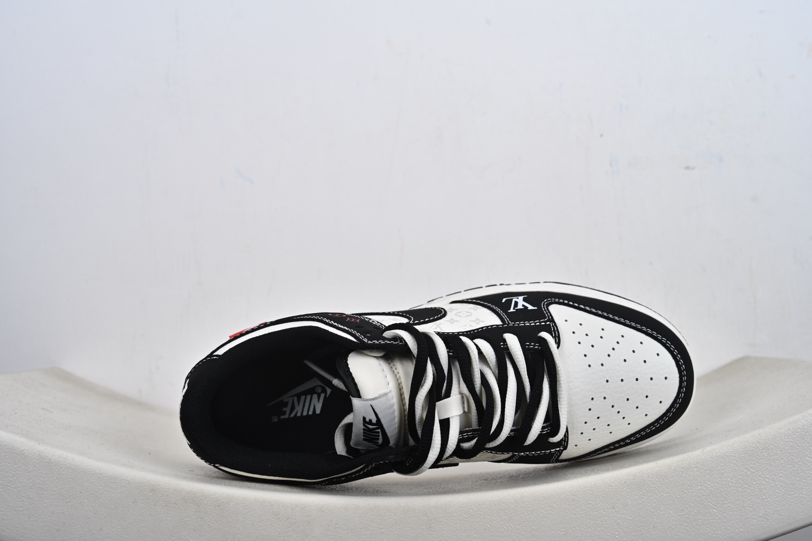定制版 耐克 Nike SB Dunk Low周年高端定制 低帮休闲板鞋 KG6699-F25