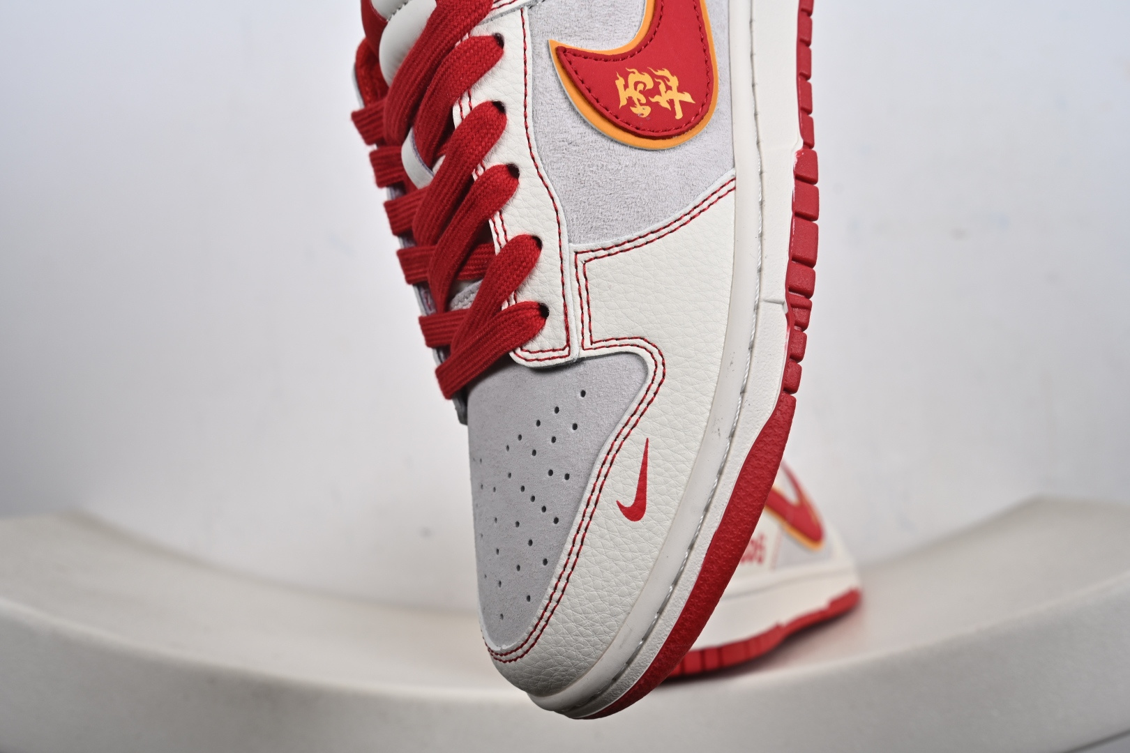 定制版 Nike dunk Low 马年限定 丙午 红金 低帮休闲板鞋 XT6998-111-Top High Quatity Cheap Sneakers Fashion Clothing Clothes Bags handbags Shoes of all Brand wholesale With The best Quality And Beautiful Price from China Factory Chinese suppliers wholesaler seller 定制版 Nike dunk Low 马年限定 丙午 红金 低帮休闲板鞋 XT6998-111