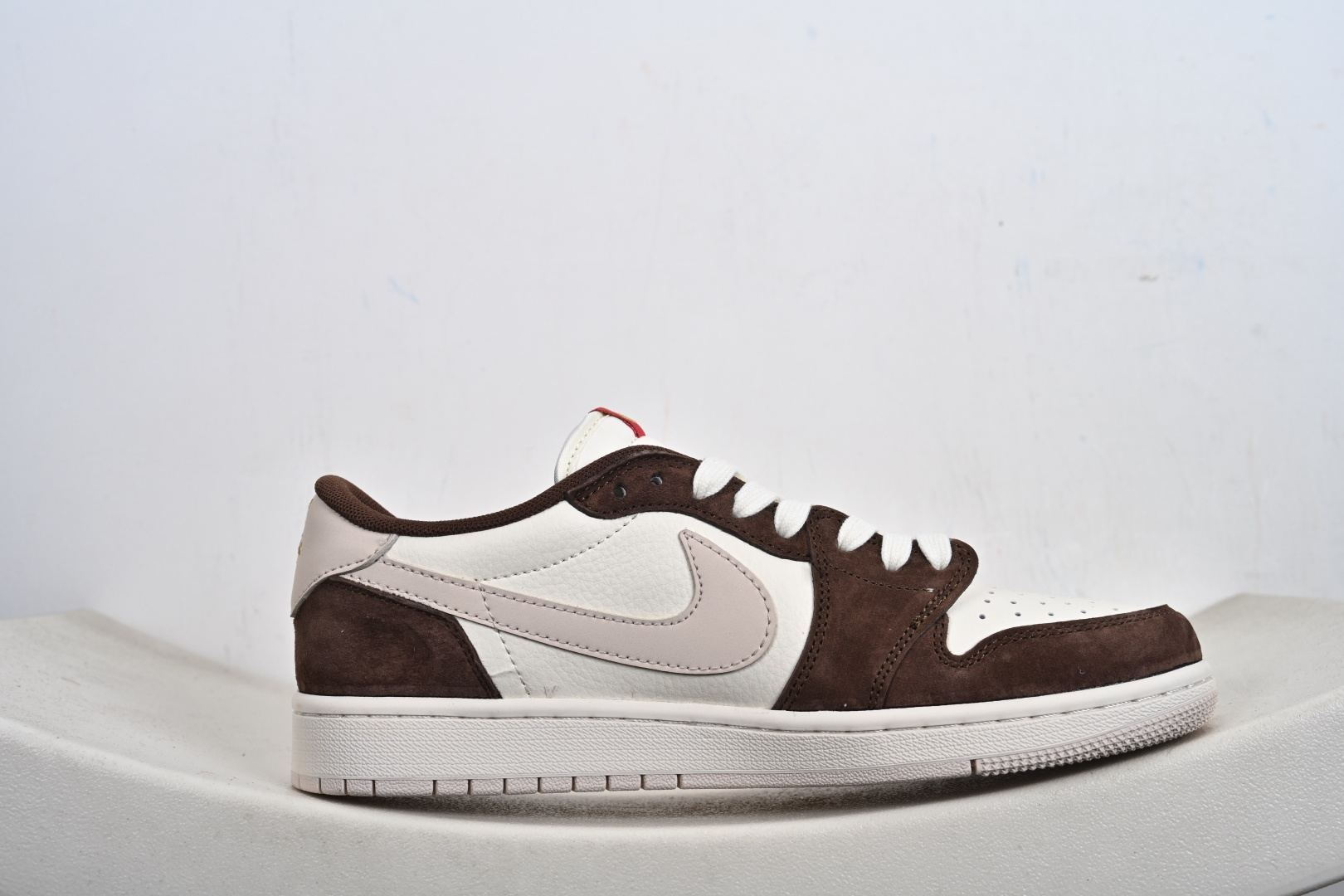 Nike Air Jordan 1 Low 马年限定 定制AJ联名-高端定制 低帮复古文化板鞋 SD6868-141-Top High Quatity Cheap Sneakers Fashion Clothing Clothes Bags handbags Shoes of all Brand wholesale With The best Quality And Beautiful Price from China Factory Chinese suppliers wholesaler seller Nike Air Jordan 1 Low 马年限定 定制AJ联名-高端定制 低帮复古文化板鞋 SD6868-141