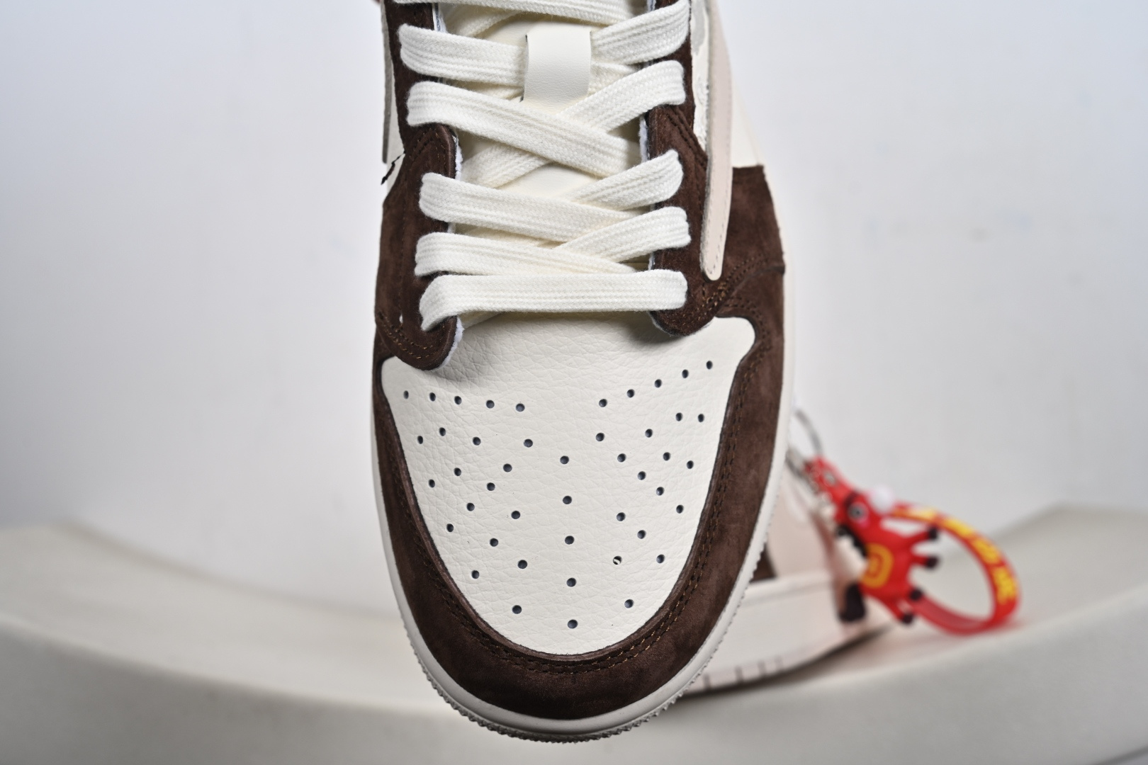 Nike Air Jordan 1 Low 马年限定 定制AJ联名-高端定制 低帮复古文化板鞋 SD6868-141-Top High Quatity Cheap Sneakers Fashion Clothing Clothes Bags handbags Shoes of all Brand wholesale With The best Quality And Beautiful Price from China Factory Chinese suppliers wholesaler seller Nike Air Jordan 1 Low 马年限定 定制AJ联名-高端定制 低帮复古文化板鞋 SD6868-141