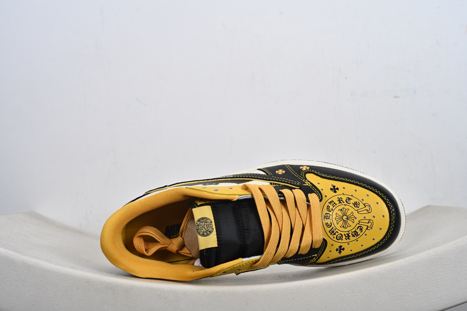 Nike Air Jordan 1 Low 克罗心联名 定制AJ联名-高端定制 低帮复古文化板鞋 XB1979-026